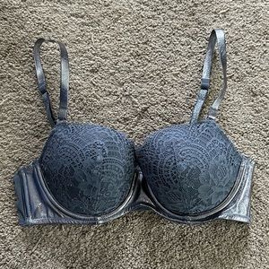 Victoria’s Secret Underwire Demi Bra